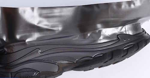 The Vacuum Forming Process of TPU Film on the Shoe Sole